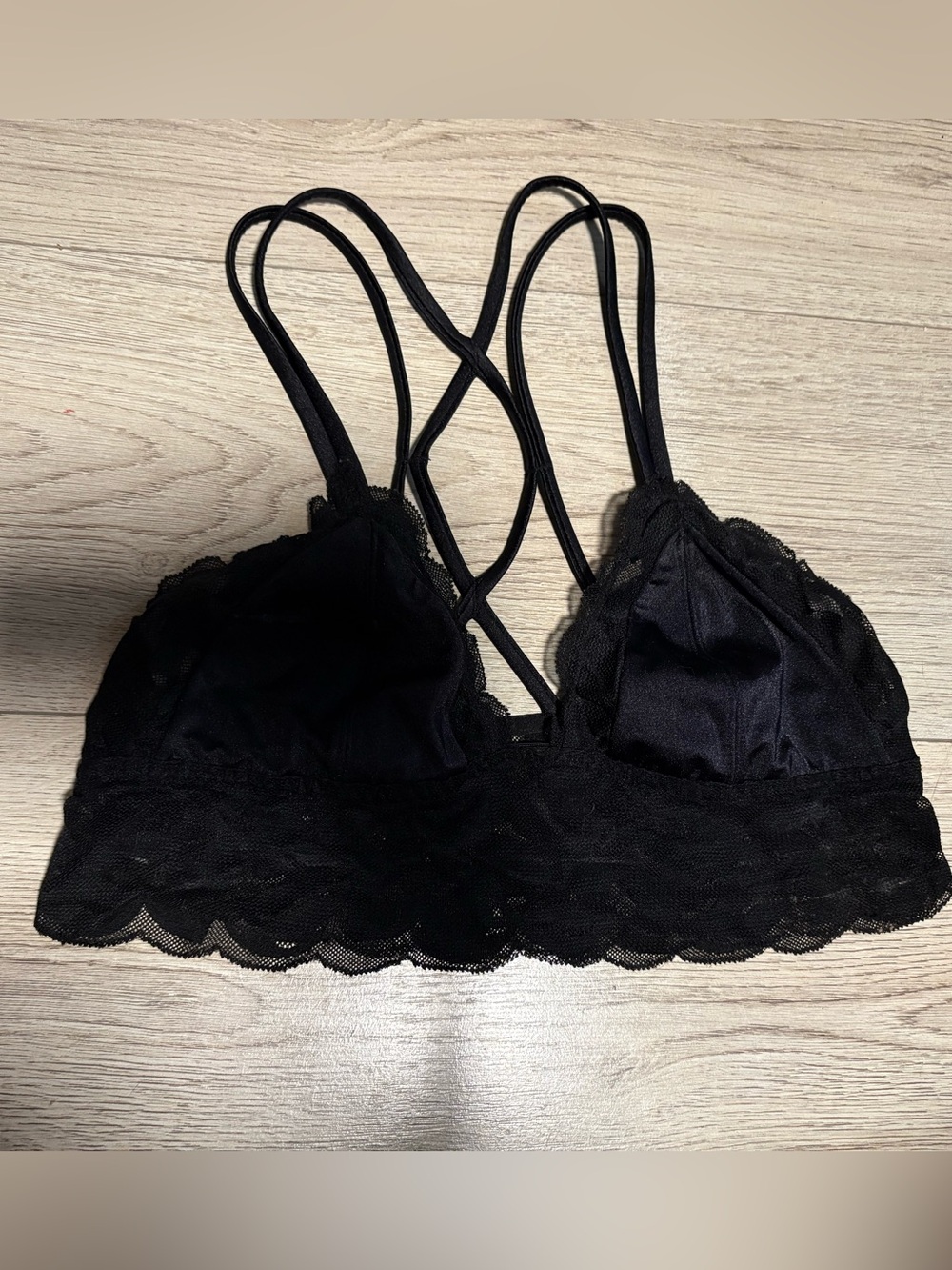 Victoria’s Secret Pink Black Lacey Bralette with Strappy Back Size Medium